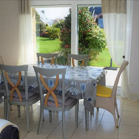 Maison Vue Sur Avec Jardin Clos A Perros-guirec - Ref 842 Louannec